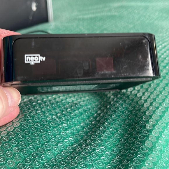 Netgear Neo Streaming Player - Picture 3 of 7